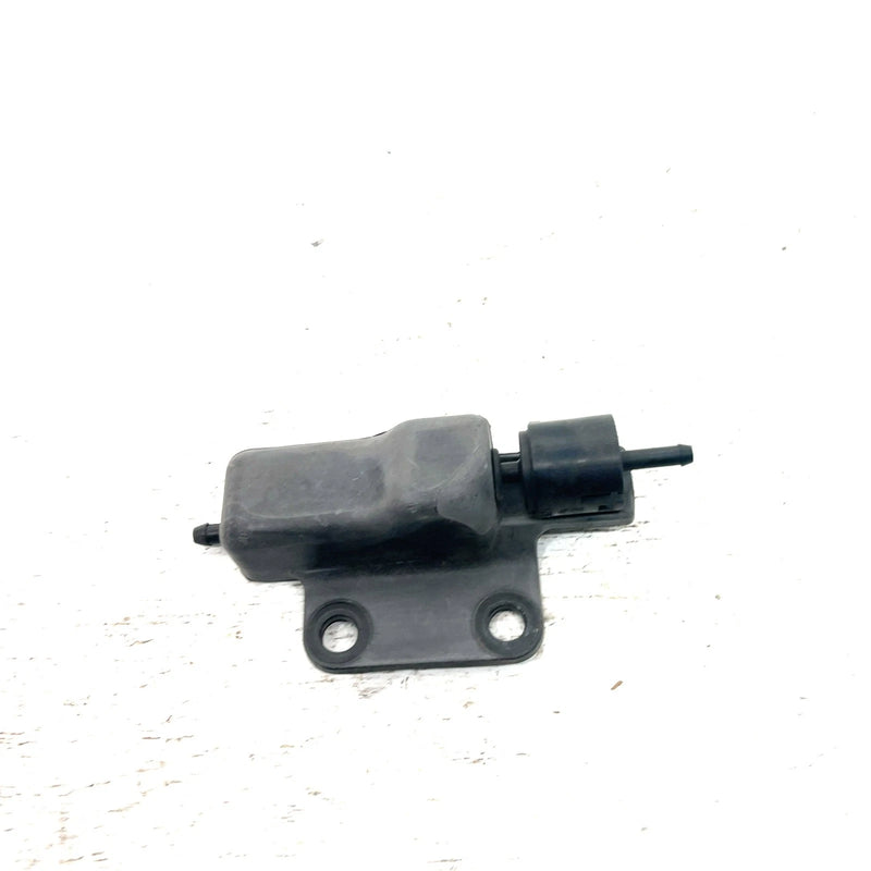 03 Kawasaki Prairie 650 KVF650A 4x4 OEM Fuel Tank Breather Box 14069-1069 AK37