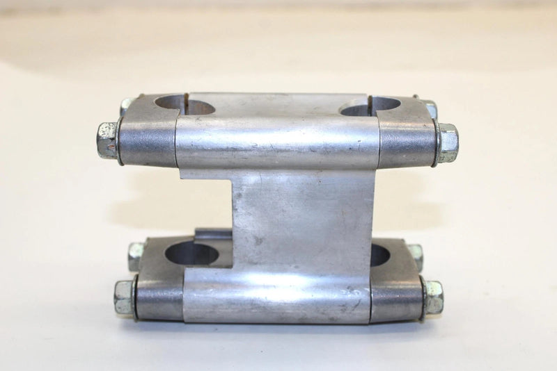 2008 Yamaha Fx Nytro Rtx Oem Handebar Riser Joint Clamp 8HB-2381B-00-00 SY80