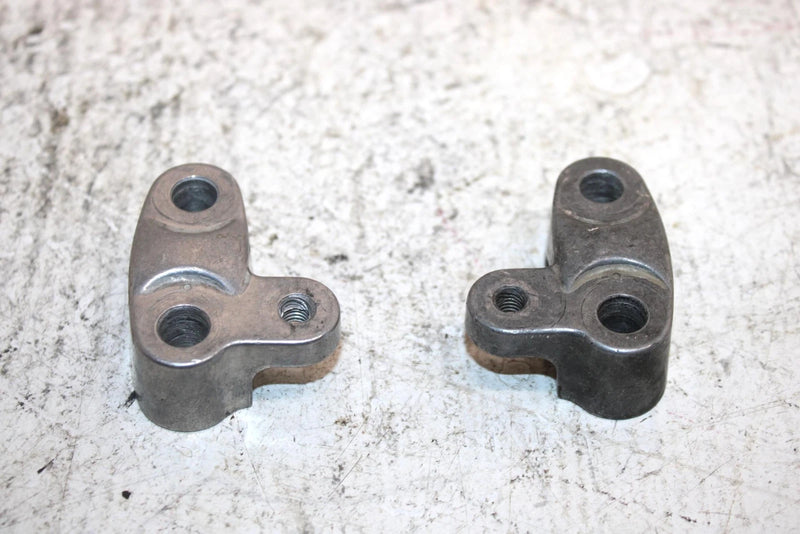 1998 HondaForemanFourtraxOemHandlebarsUpper Handle Holder Set 53121-HC3-000 AH35