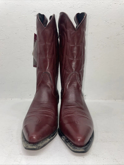 New Women’s Red Capezio Cowboy Boots. L 553 8 M. 16-80