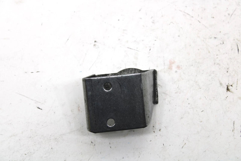 1987 Yamaha Srv Oem Front Upper Engine Mount 99999-02583-00 SY131