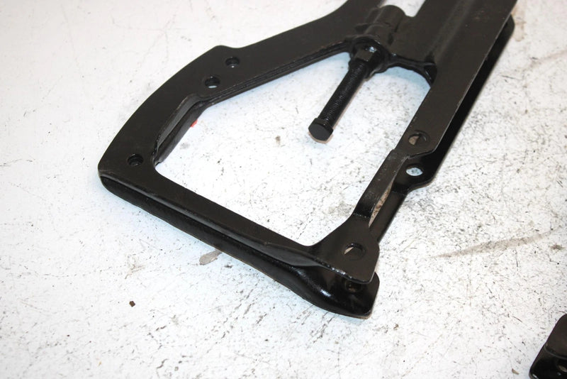 83 Yamaha Excel Iii Ec340g Oem Track Tensioner Bracket Set 8E3-47412-00-00 SY7