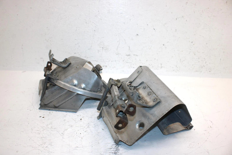 1994 Yamaha Vmax 600 Oem Footrest Set 8AB-21926-00-00 SY25