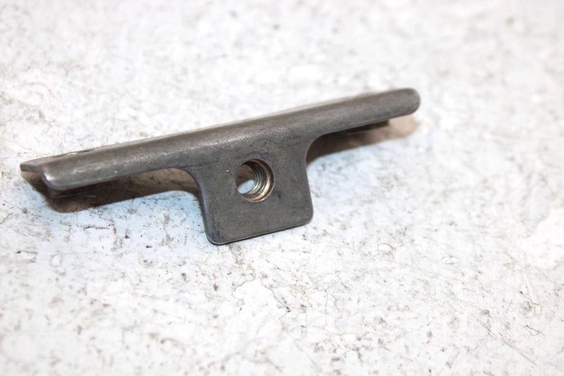 1996 Kawasaki Bayou 300 Oem Voltage Regulator Bracket 11045-1786 AK25