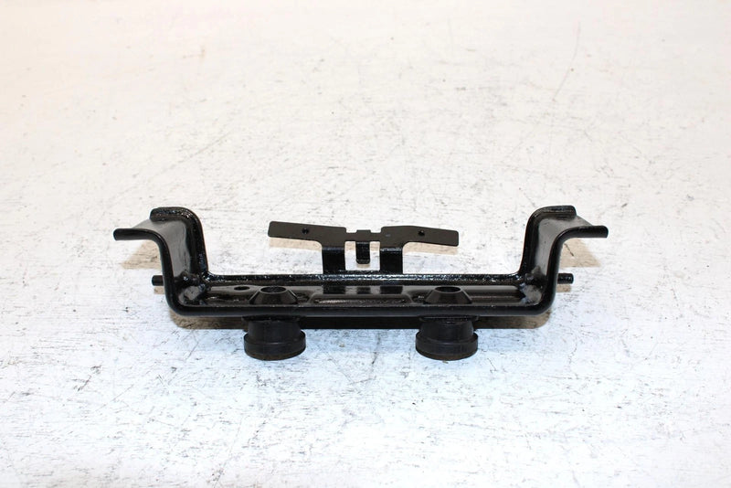 2004 Kawasaki Kfx 700 Oem Seat Bracket 32046-0006 AK30