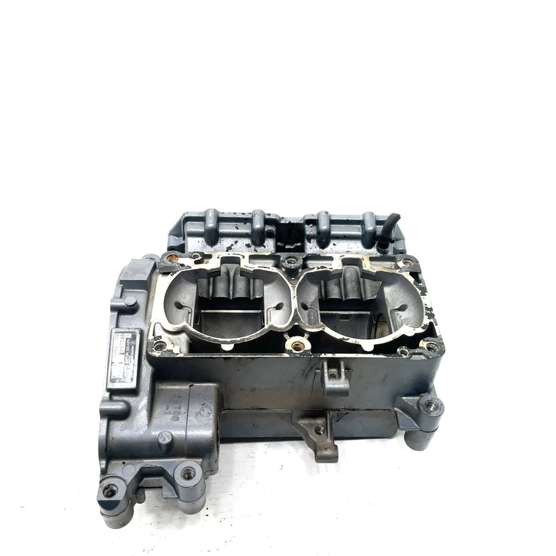 95-96 Yamaha WaveVenture 700 WVT700 OEM Crankcase 62T-15100-00-00 JY31