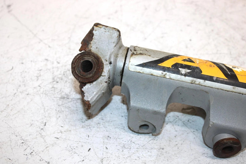 04 Arctic Cat Mountain Cat 600 Efi Oem Left Steering Knuckle 1703-329 SAS5