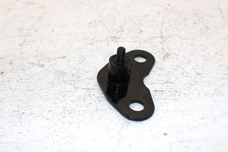 90 Yamaha Phazer Ii LE Oem Lower Left Engine Mount 87F-21417-00-00 SY14