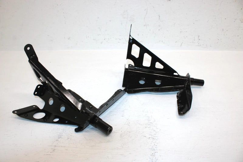 2002 Ski-doo Mxz 500 Oem Trailing Arm Mount Set 518320506 518320507 SS16