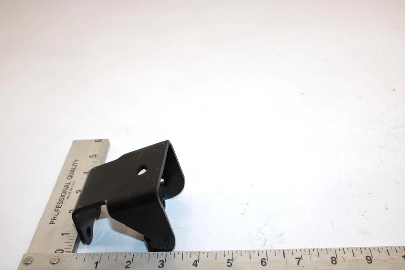 92 Yamaha Ovation Le Oem Engine Bracket 1 85L-21411-00-00 SYS