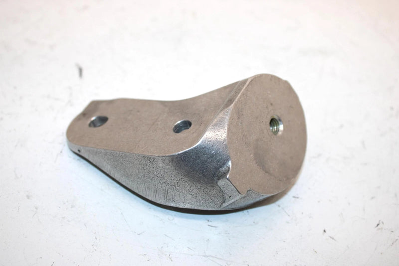 20 Ski-doo Mxz 850 Xrs Oem Top Pto Engine Mount 512061025 SSS