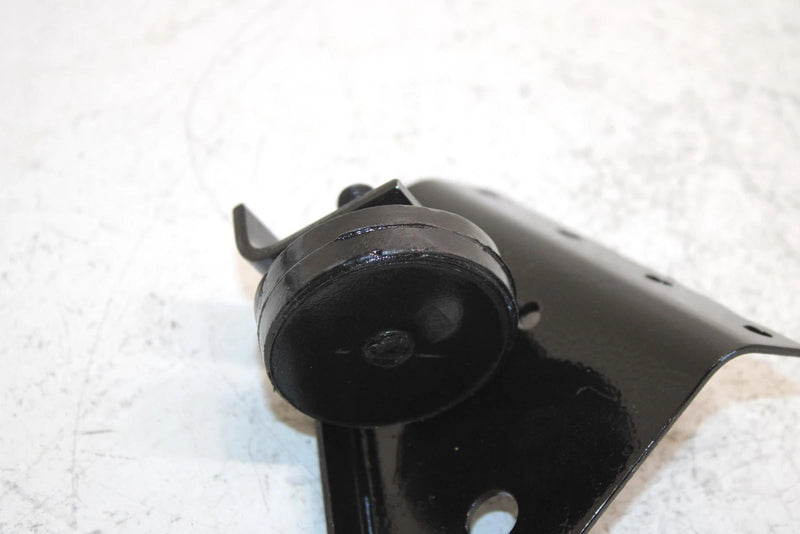 92 Polaris 500 Oem Torque Stop Bracket 1012048-067 3110023 SP52