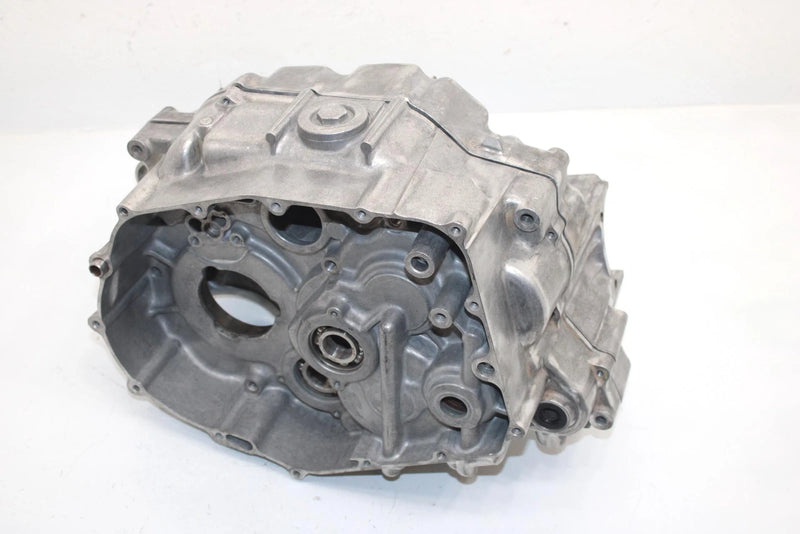88 Yamaha  Big Bear 350 Yfm350fwu 4x4 Oem Crankcase 1YW-15100-09-00 AY20