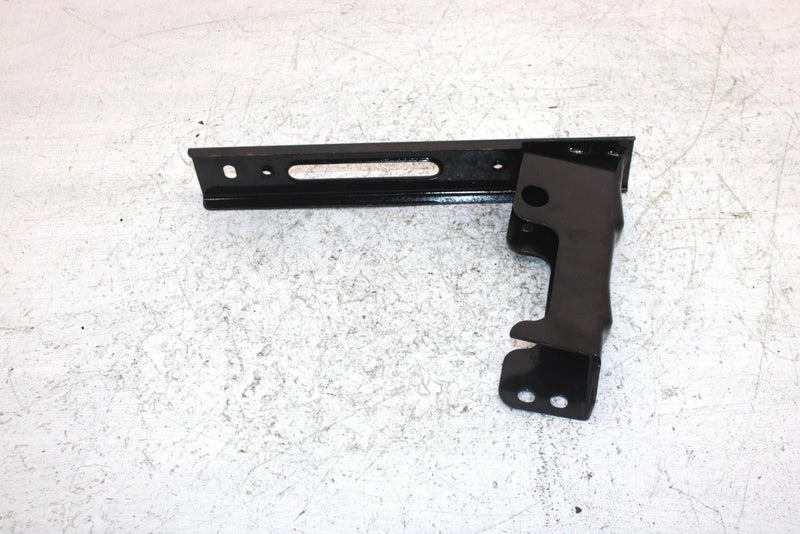 2004 Polaris Magnum 330 Oem Left Front Rack Mount 1014099-067 AP159
