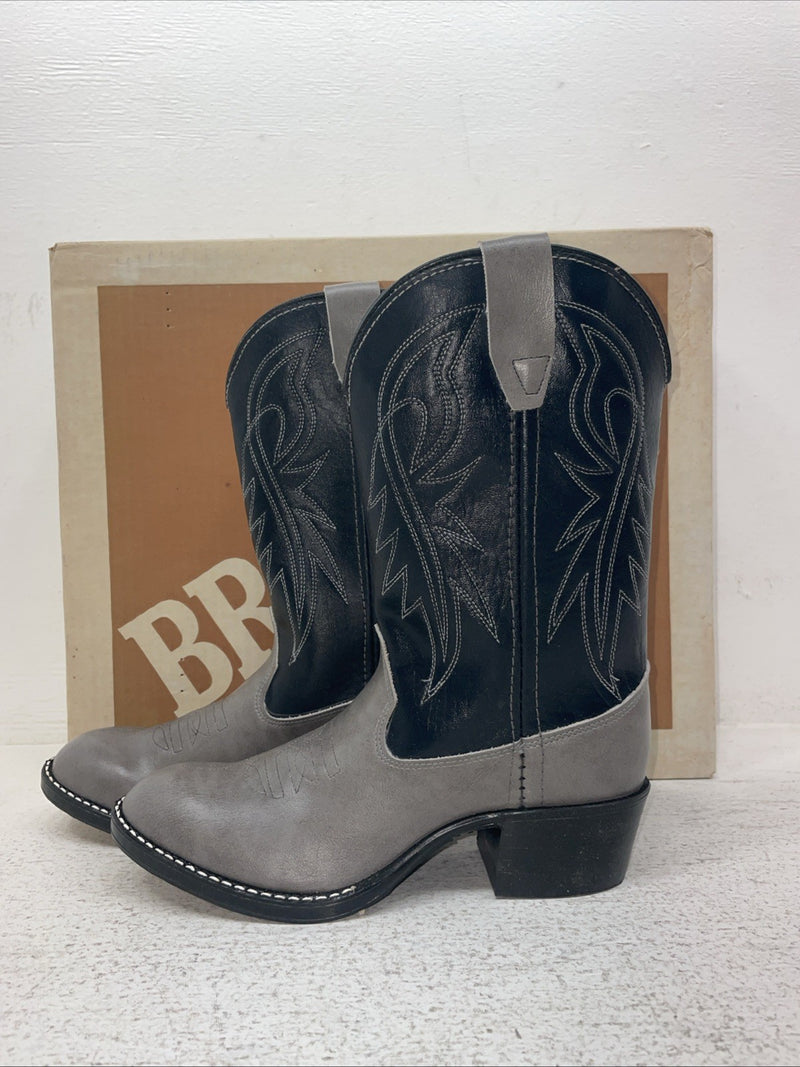New Youth Gray Bronco Cowboy Boots. B 1892 4 D. 2-118