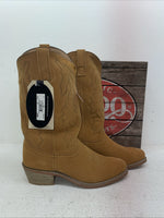 New Men’s Brown Laredo Cowboy Boots. 68216 9 E W. 4-88