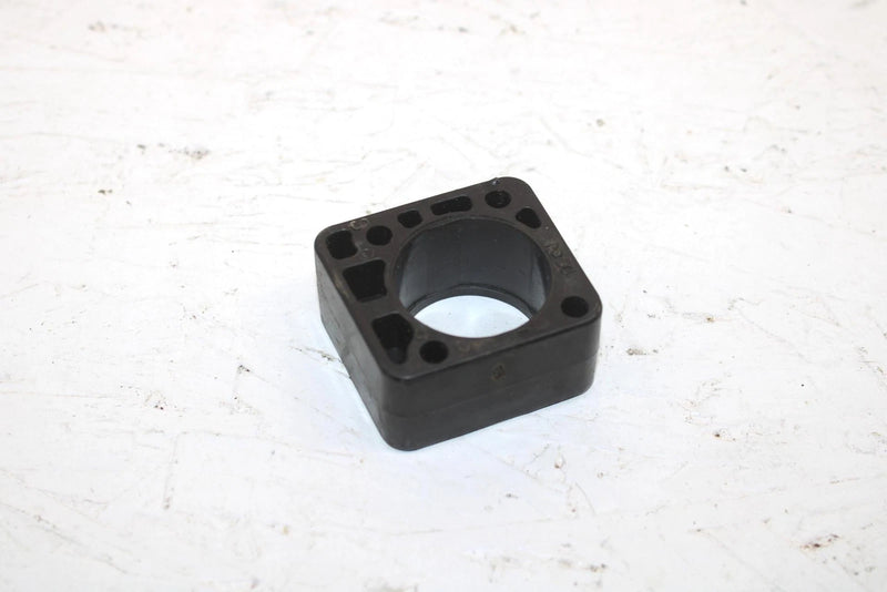 2009 Ski-doo Mxz 600 Oem Right 4 Point Suspension Block 503191562 SS92