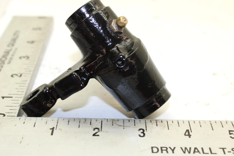 1986 Yamaha  Badger Yfm80s Oem Right Steering Knuckle 55X-23502-00-00 AY32