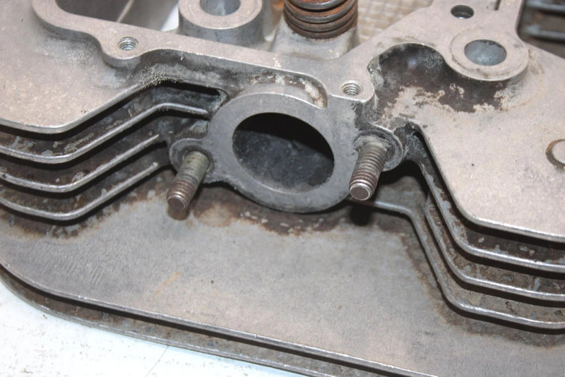 2000 Polaris Magnum 325 Oem Cylinder Head W/Springs And Valves 3086408 AP96