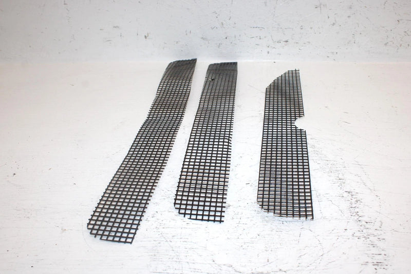1998 Polaris 500 Oem Hood Screen Set 5241350-067 5222908-067 SP39