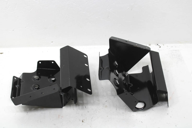 1985 Yamaha Enticer 340 Oem Foot Rest Set 8Y2-21910-01-00 SY132