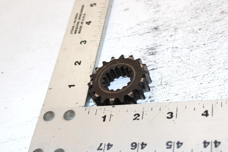 91 Yamaha Exciter Ii 570 Liquid Oem 18T Chaincase Sprocket 88F-17682-80-00 SY24