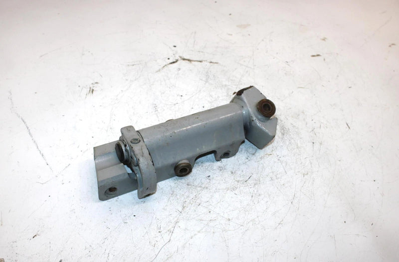 04 Arctic Cat Firecat 500 Sno Pro 1  Oem Right Steering Knuckle 1703-370 SAS10