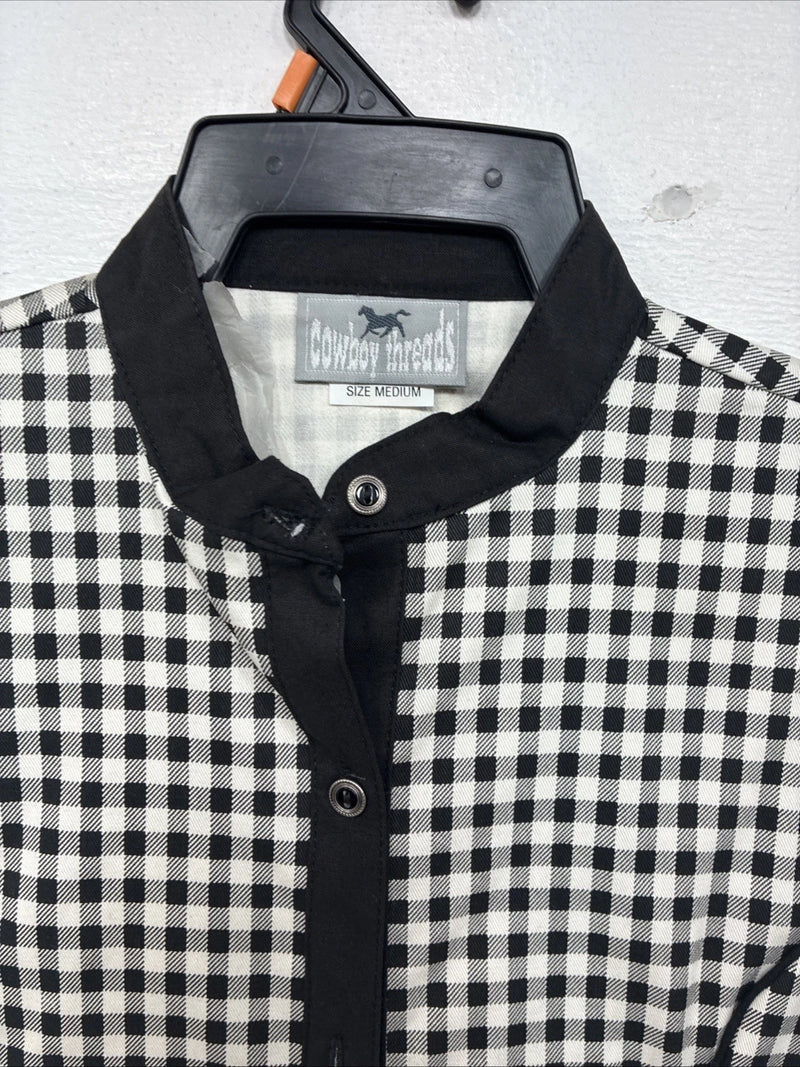 New Women’s Cowboy Threads Black White Design Sleeveless Button Up Medium YY-88