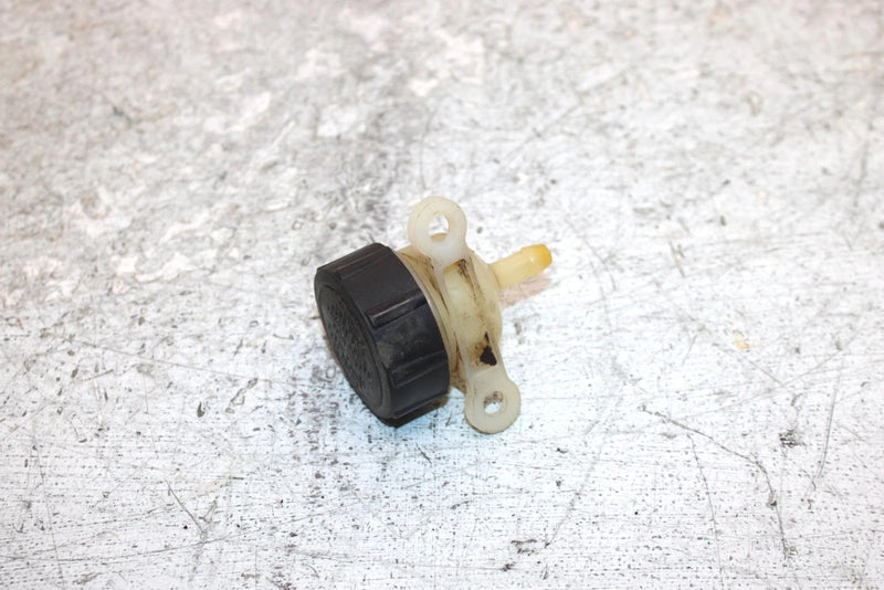 2006 Polaris Sportsman 500 Oem Rear Brake Reservoir 1910982 AP186