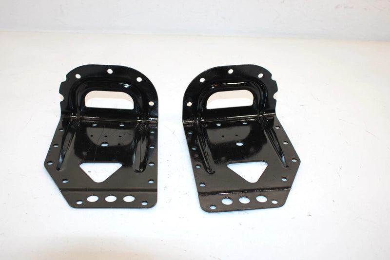 98 Polaris Xc 700 Oem BRKT RH LH R Susp BLK (Pair) 5242612-067/ 5242613-067SP143
