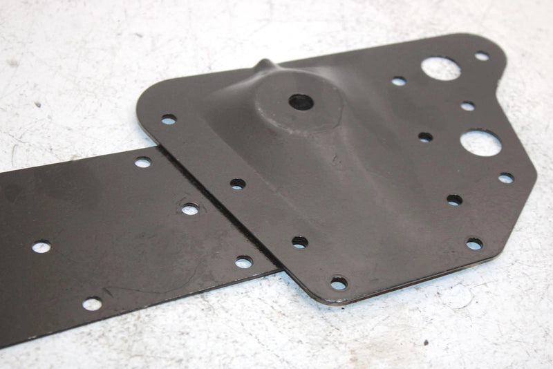 99 Polaris Xlt Touring Oem Right Suspension Bracket 1012440-067 SP46