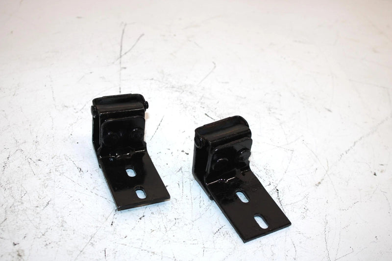 95 Polaris 500 Carb Oem Hood Hinge Black (Pair) 2635013-067 SP208