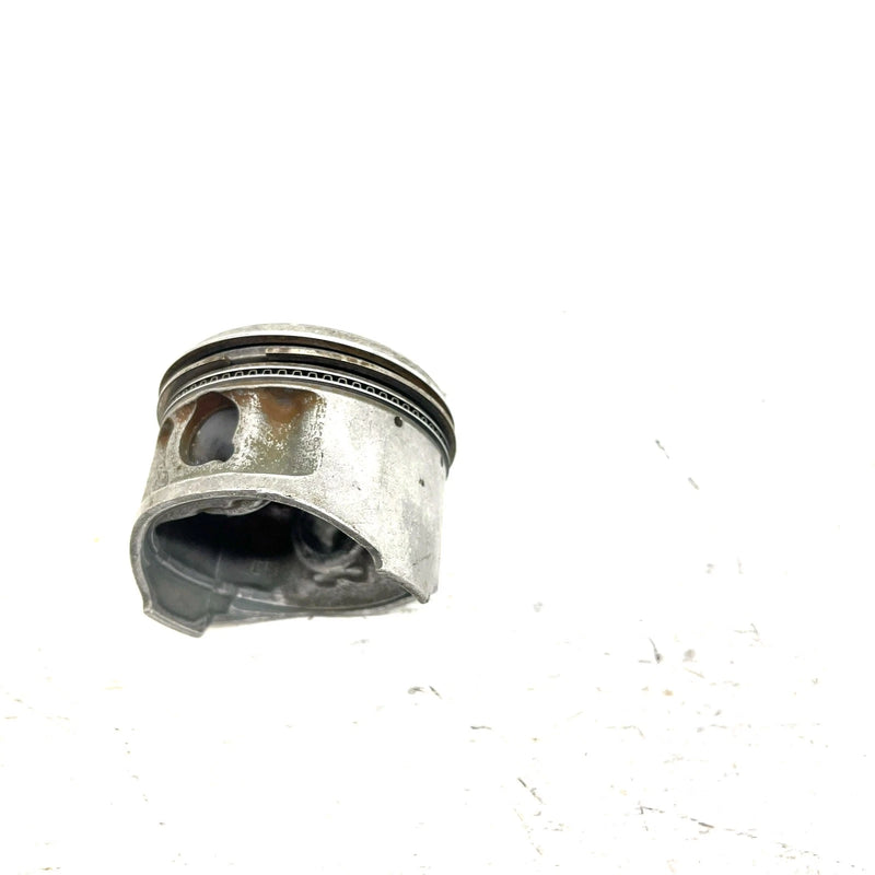 85-89 Yamaha Moto 4 YFM200DX OEM 67mm Piston 21V-11631-00-00 AY68