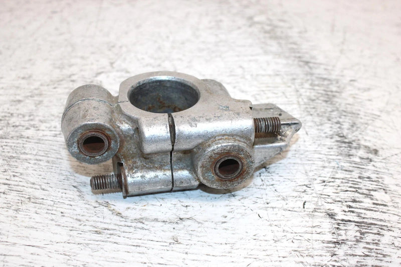 1997 Yamaha Venture Tr Oem Front Left Suspension Bracket 84M-2376E-00-00 SY15