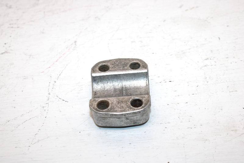 1984 Honda Atc 200 Esa Oem Rear Axle Clamp 51634-MA0-003 AH60