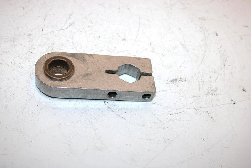 06 Arctic Cat Crossfire 700 Efi Oem Pivot Block With Bushing 0704-981 Q2122