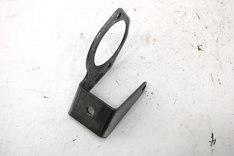 1987 Yamaha Srv Oem Engine Right Front Upper Engine Mount 8K4-21429-00-00 SY131