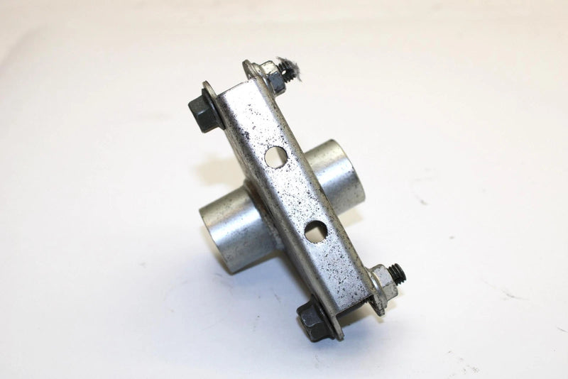 2007 Yamaha Phazer Oem Control Arm 8GC-2384E-00-00 Q2475