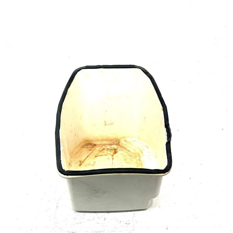 95-96 Yamaha WaveVenture 700 WVT700 OEM Storage Box GJ3-U475A-00-00 JY31