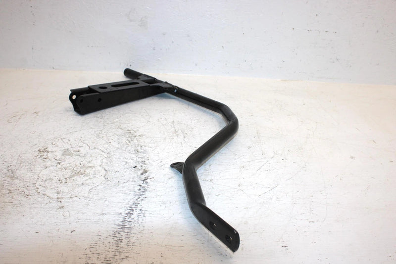 2002 Honda Trx 350 Fea Fourtrax Oem Right Footrest Bracket 50611-HN5-A10 AH54