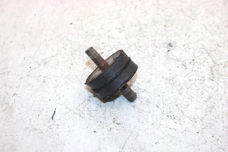 1990 Polaris Trail Boss 250 Oem Engine Mount Dampner Pair 3110028 AP162