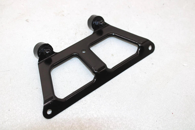 2003 Polaris Magnum 330 Oem Top Oil Cooler Bracket With Dampner 5245416-067AP120