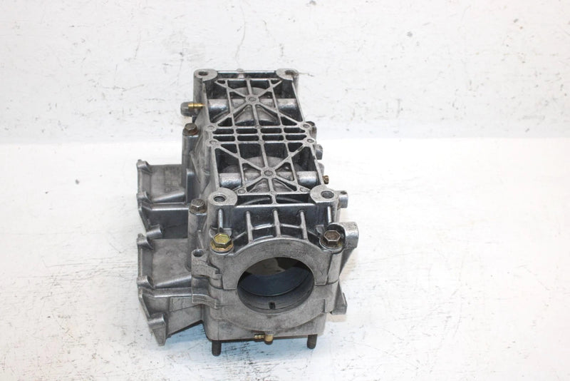 1998 Polaris 600 Xc Oem Engine Crankcase W/Studs 2201135 2202233 SP45