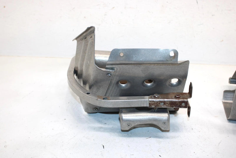 94 Yamaha Vmax500 Le Vx500eu Oem Footrest Reinforcement Set 8AB-21926-00-00 SY30