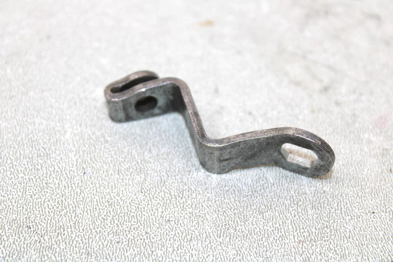 2001 Yamaha  Raptor 660r Oem Shifter Bracket 5LP-18431-00-00 AY33