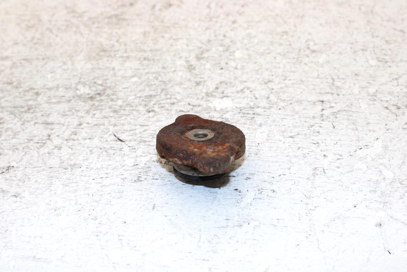 1991 Yamaha Exciter Ii 570 Liquid Oem Coolant Cap 1B3-12462-00-00 SY24