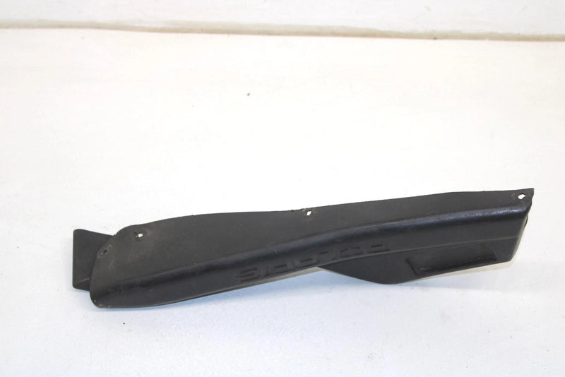 02 Polaris Classic 600 Oem Right Snow Skirt 2632444-070 B190