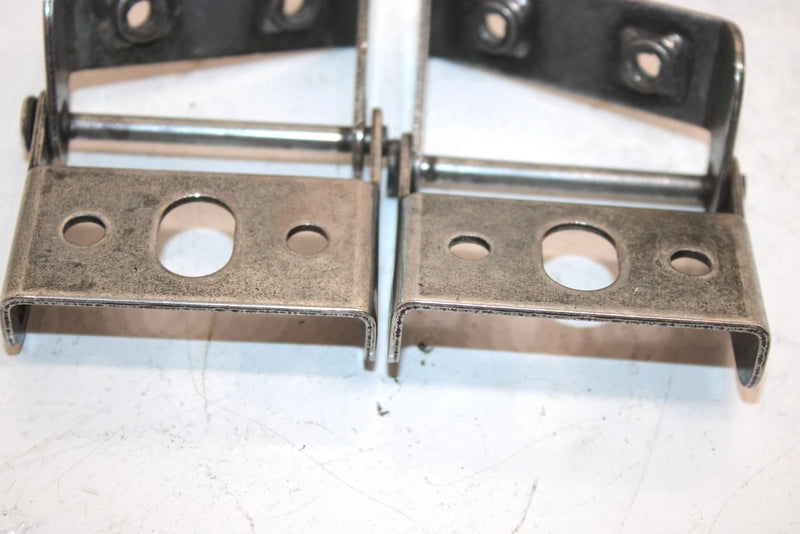 00 Yamaha Sx500r Oem Hood Hinge Set 8CR-7714A-00-00 8CR-77140-00-00 SY0