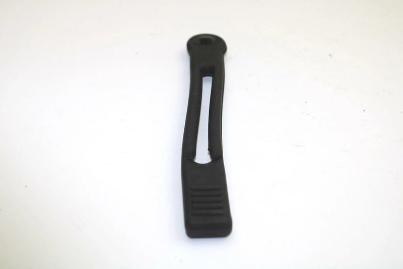 Yamaha OEM Hood Shroud Strap 8m6-77171-00-00 Q1714