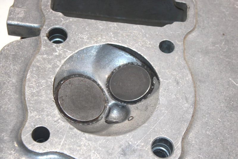 2000 Polaris Magnum 325 Oem Cylinder Head W/Springs And Valves 3086408 AP96